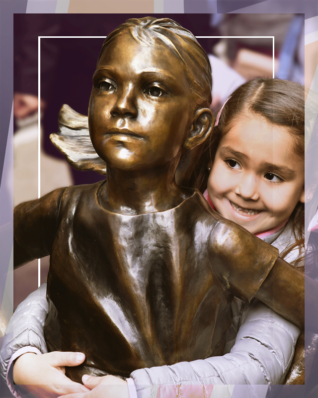 Fearless girl statue Symbolic meaning, doubts, and disputes! Woman